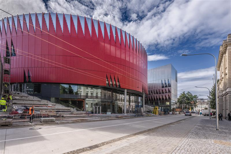 Robert Sára tweet media