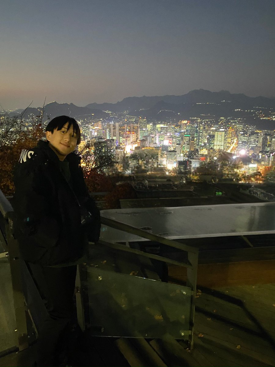 2025年、ありがとうございました‼️
今年は仕事を抑え、自分と向き合った一年。
【忍耐】の年でした（笑）

明日元旦はスタートから刀を振ります。
そして、すでに決まっているお仕事には全力で向き合っていきます。

2026年もよろしくお願いいたします✨

#Dプロモーション
#一ノ瀬嵐