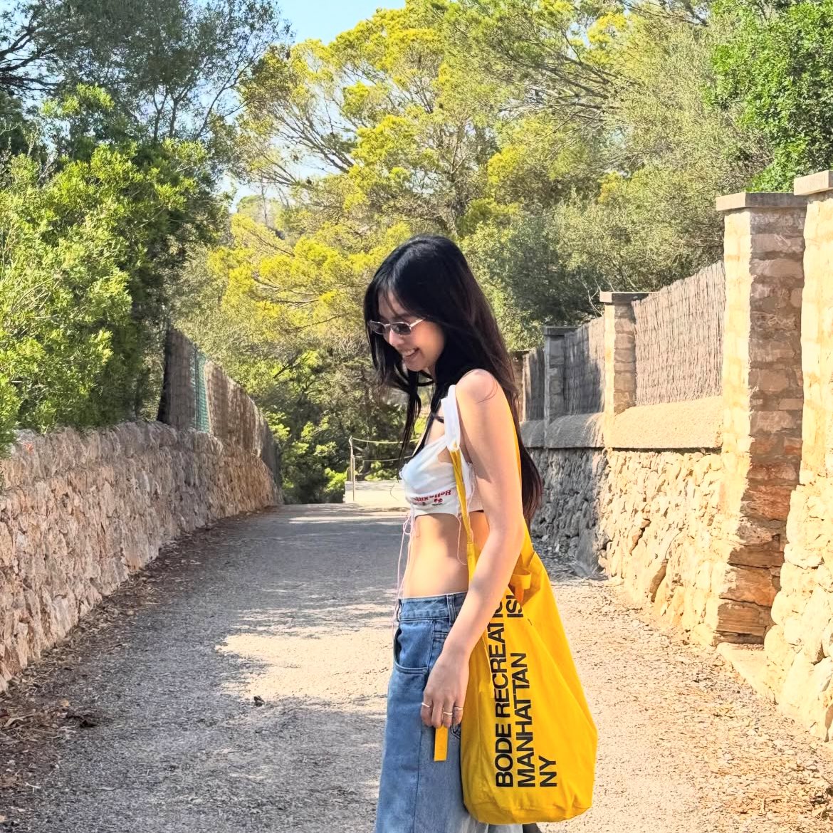 tjruby_'s tweet image. เจนนี่วัสดุแฟนสาวมาก ไวบ์ดี แต่งตัวทุกลุคแล้วแต่วันนั้นอยากแต่งแบบไหน สวยเซ็กซี่ น่ารัก สบายๆ เท่ๆกวนๆ มันโคตรจะเจนนี่ 🫶🏻