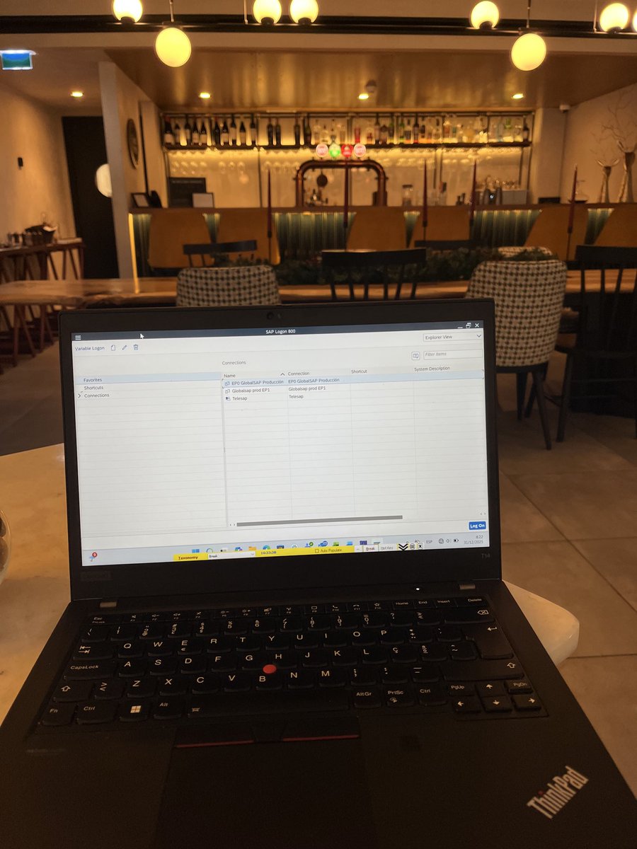 Una de las tantas bendiciones que Dios me brindó en este 2025 fue poder trabajar en mi área de profesión. De corazón, les deseo que este 2026 consigan ese gran empleo que tanto anhelan, con un excelente sueldo, buen horario y en el que se respeten sus derechos laborales.