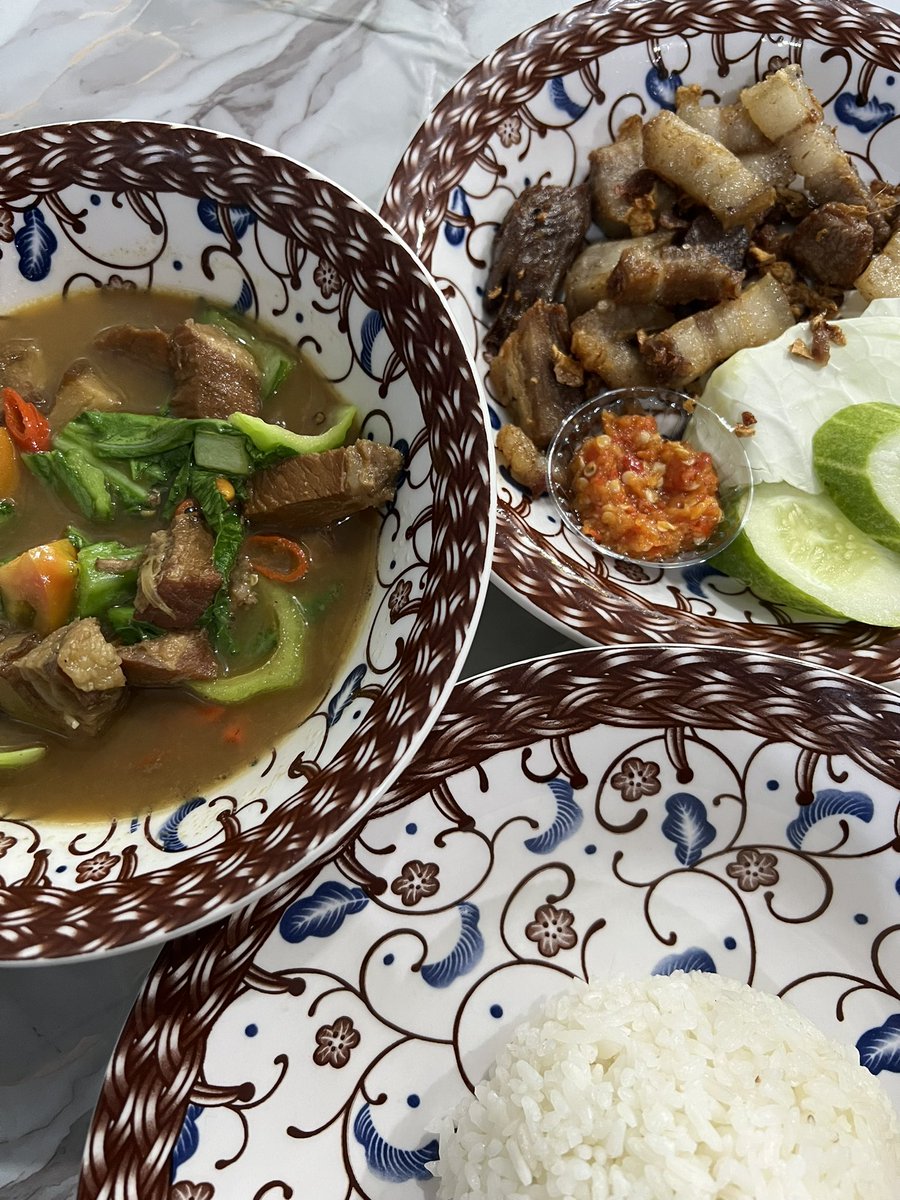 shitnicee's tweet image. EHE