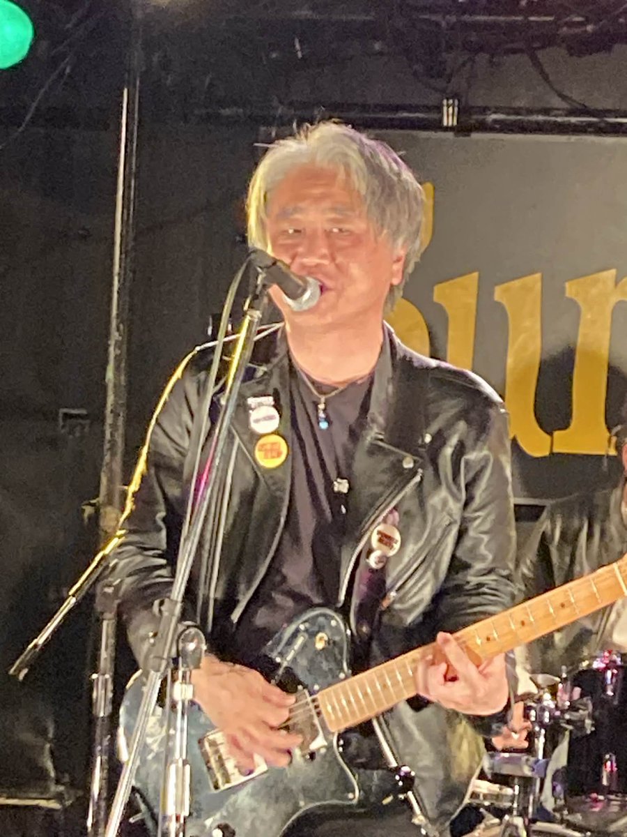 MANQ_SAX's tweet photo. 今夜の俺

#manq #aceboon #guitar #sunash https://t.co/zxzgD4EPBn