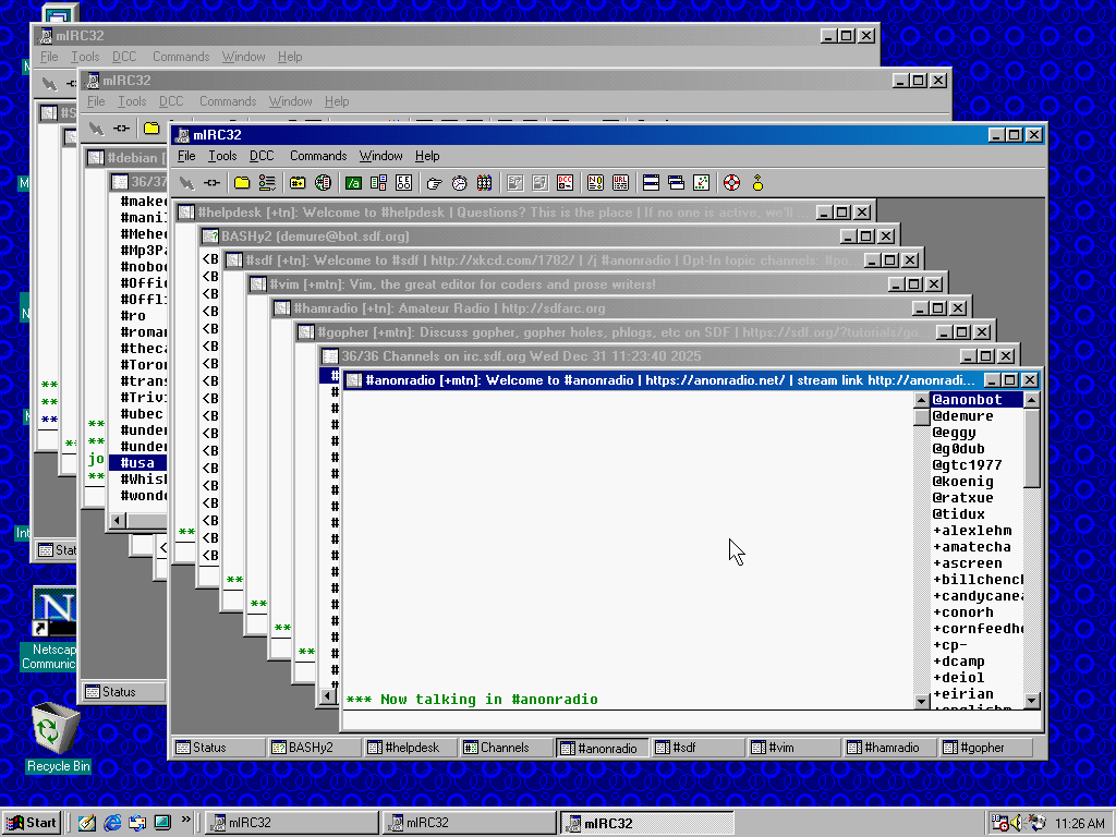 omegalogician's tweet photo. Chat apps and Web chat rooms of the 90s before social media. https://t.co/c4YuVd68Um