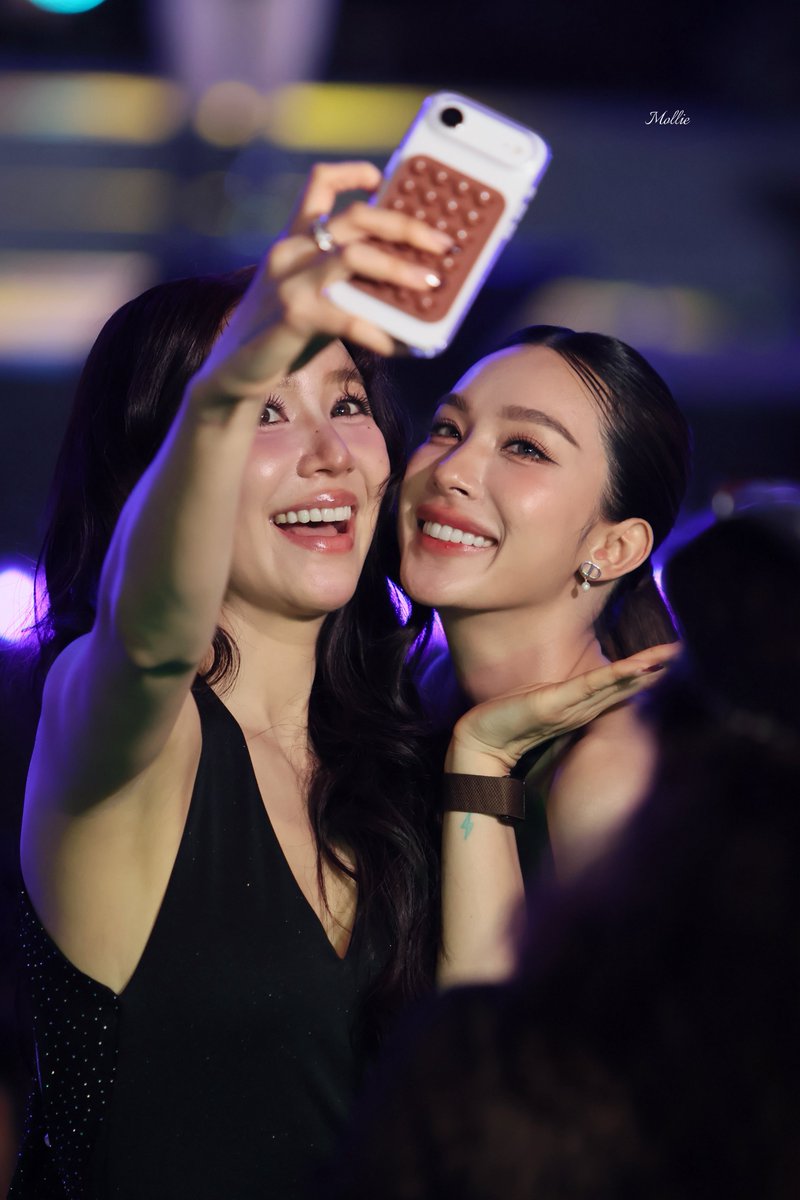 คนโสดดูคอนเสิร์ตกันยังไงหรอคะ

ENJOYJUNE CENTRAL COUNTDOWN
#CTWCOUNTDOWN2026xEnjoyJune
#EnjoyJune #เอนจอยจูน 
#Enjoyyotdr #Junenannirin