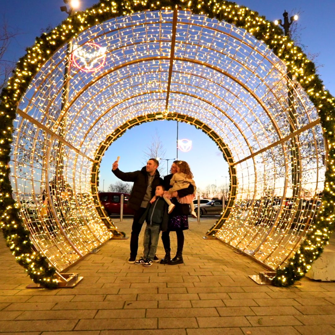 It's party time! We wish you joyous celebrations tonight and roll on 2026! ✨🎆