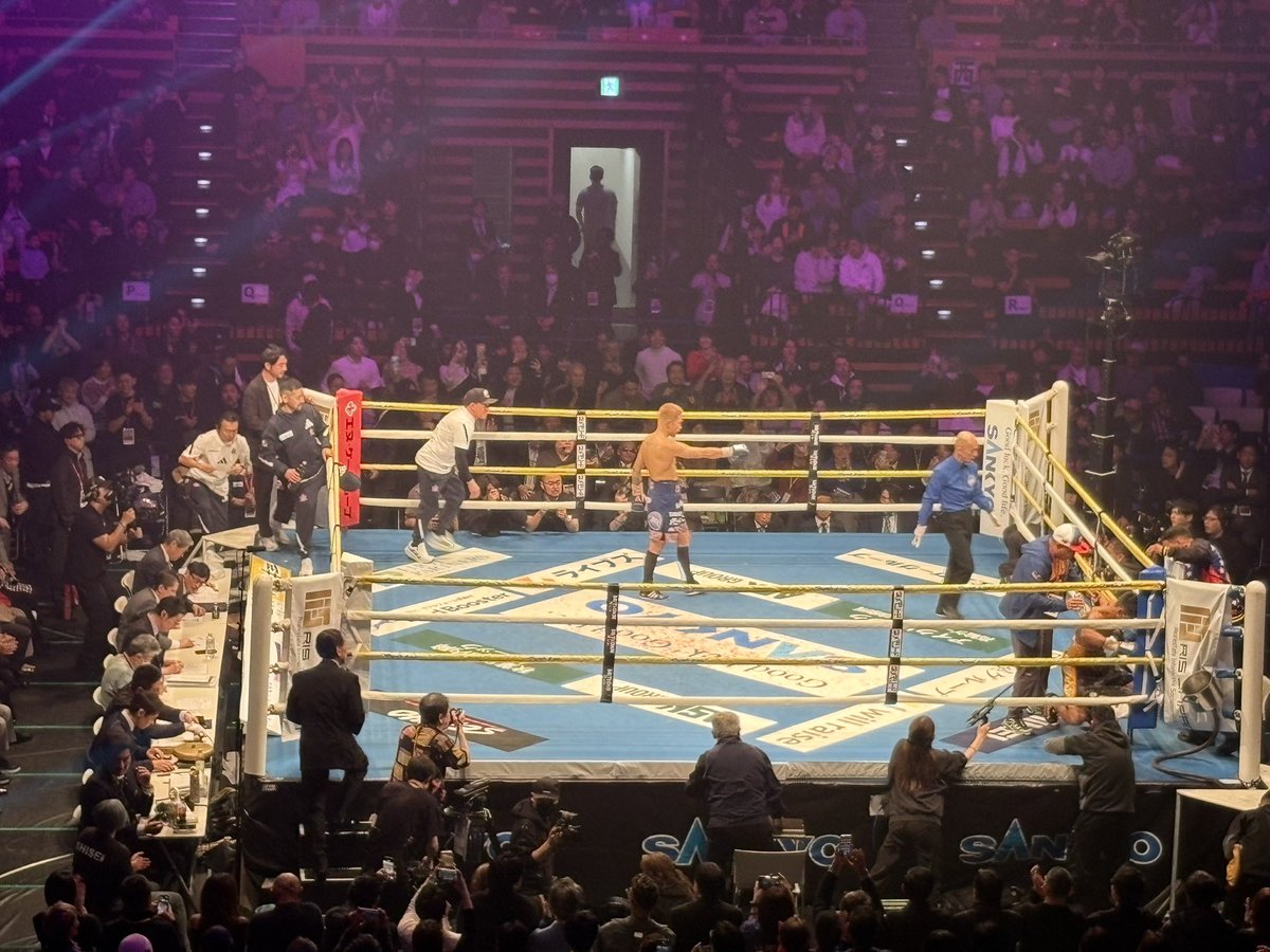 boxraw 中谷潤人　クロフォード デービス トラックジャケット　M boxraw 中谷潤人 クロフォード デービス トラックジャケット M - メルカリ