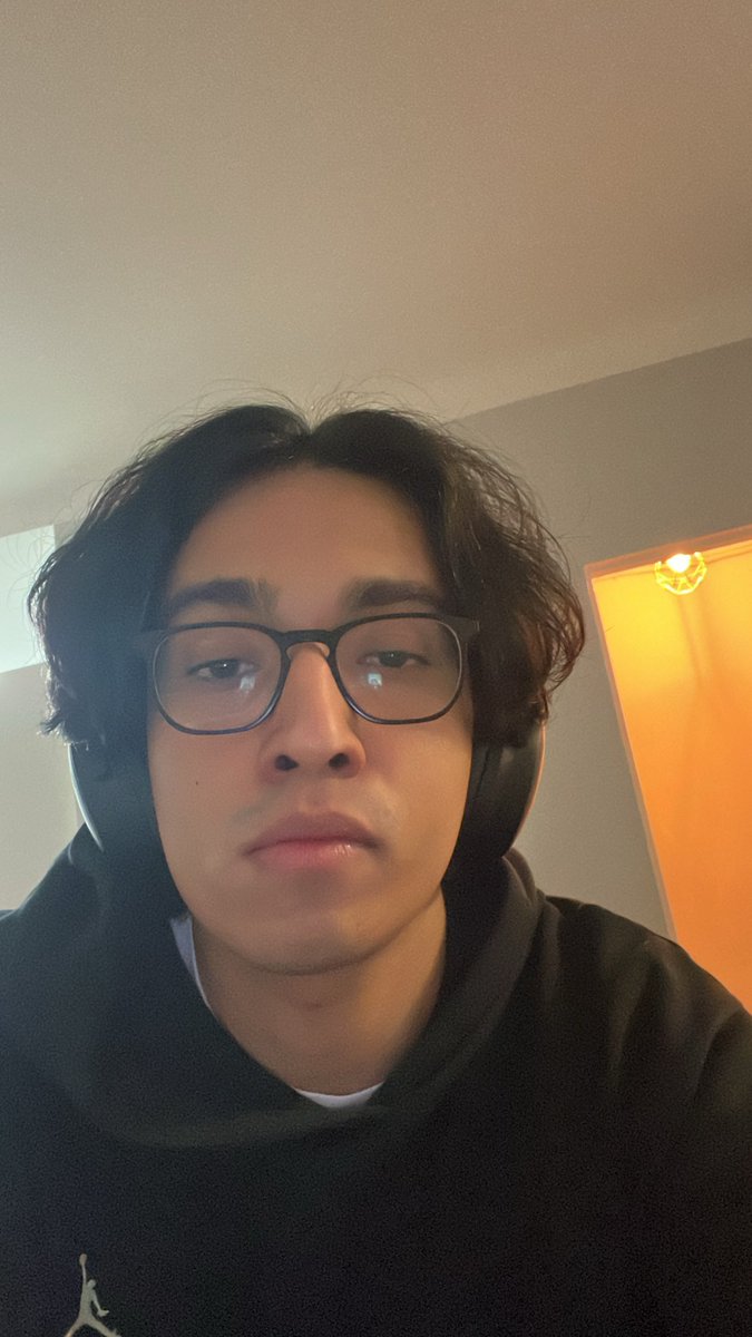 черна коткa tweet media