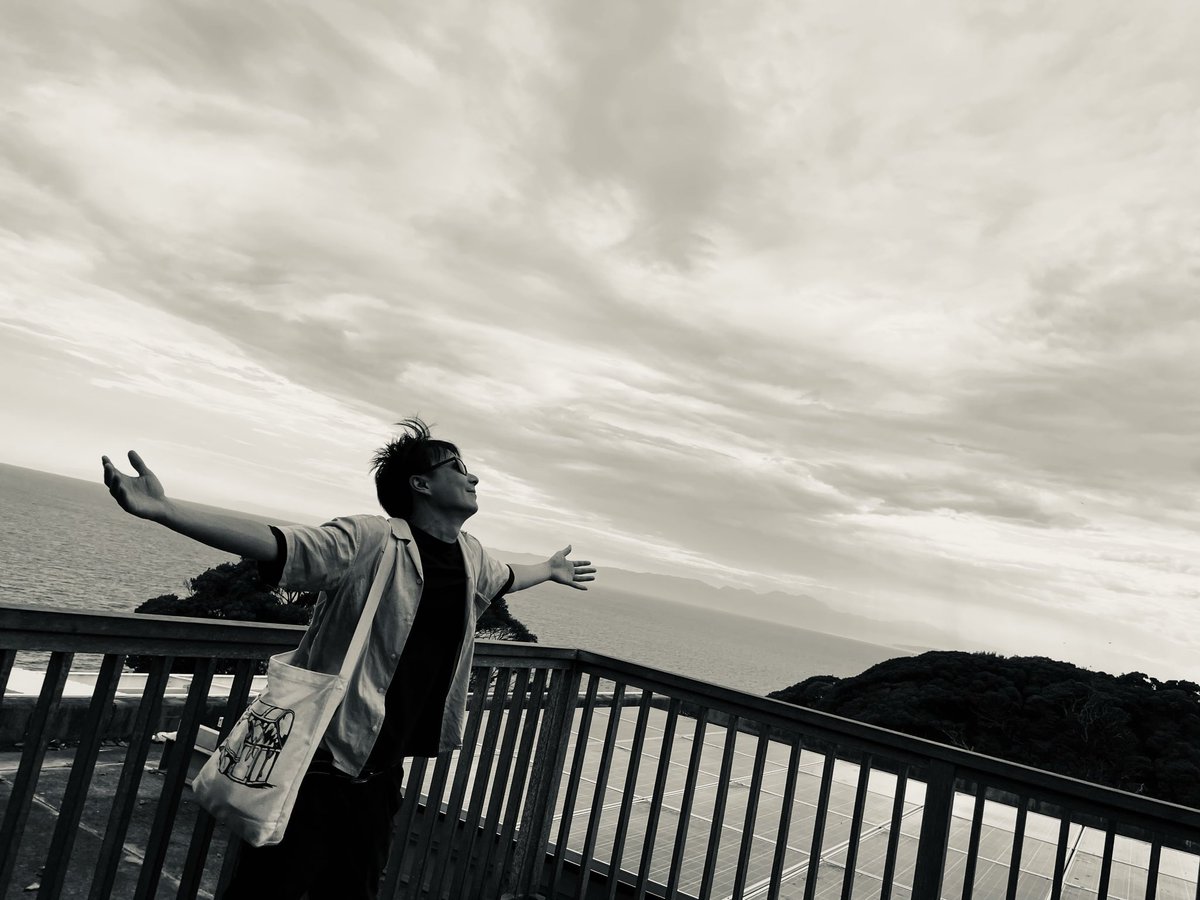 daichi_act's tweet photo. 皆様、今年一年お元気でしたでしょうか
私は元気いっぱいです🍀*゜
私と繋がっていただけてる
皆様の来年も更なる発展とご多幸を
感謝とともに
心よりお祈りしております(ღ*ˇ ˇ*)｡o♡
素敵な大晦日をお過ごし下さいね https://t.co/wG4sglI5VC