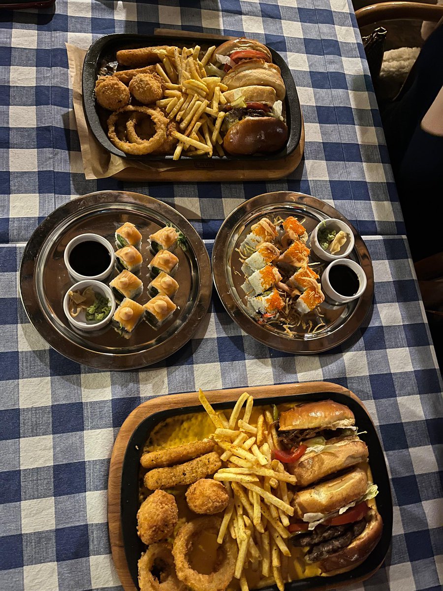 kişi başı 300 liraya şunu yedik eskişehir bazen seni seviyorum ya