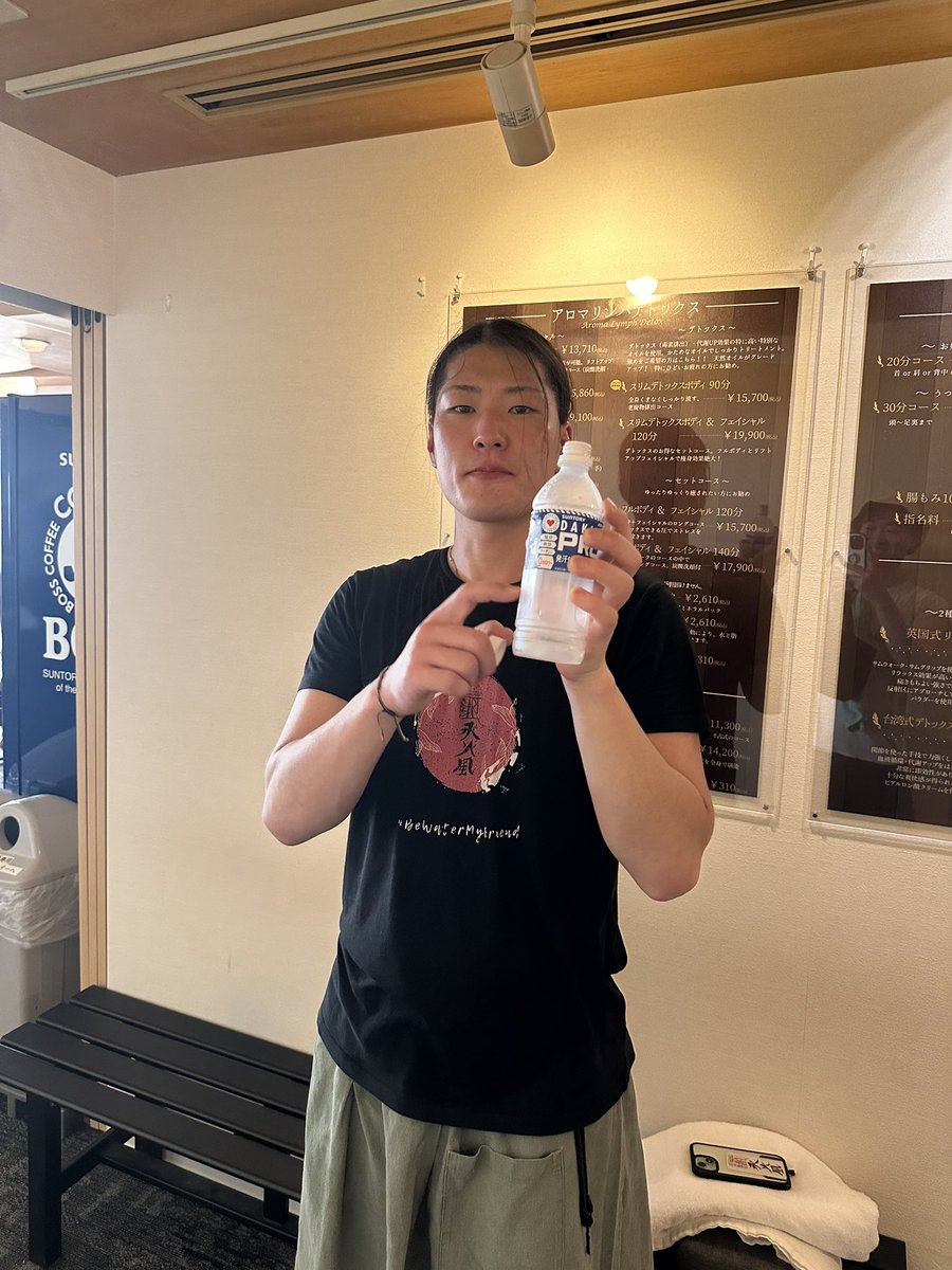 くぼりょ tweet media