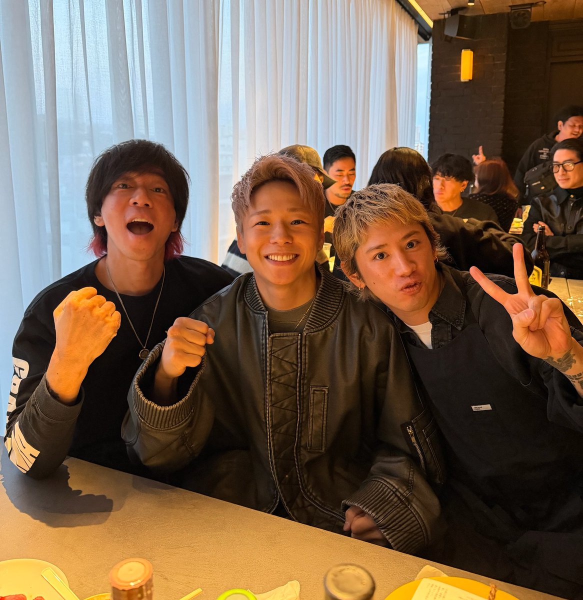 takerusegawa's tweet photo. 大晦日は大好きなお2人と🍛
来年に向けてパワーもらいました🔥🔥 https://t.co/JHWvTAdHF7