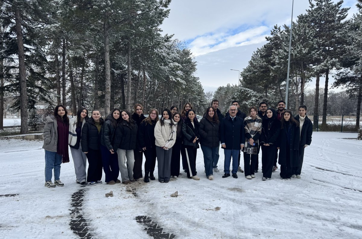 Öğrencilerimizle dönemin son dersini yaptık.
<a href="/ybuankara/">Ankara Yıldırım Beyazıt Üniversitesi</a> <a href="/aybusbmyo/">AYBÜ Sosyal Bilimler Meslek Yüksekokulu</a>