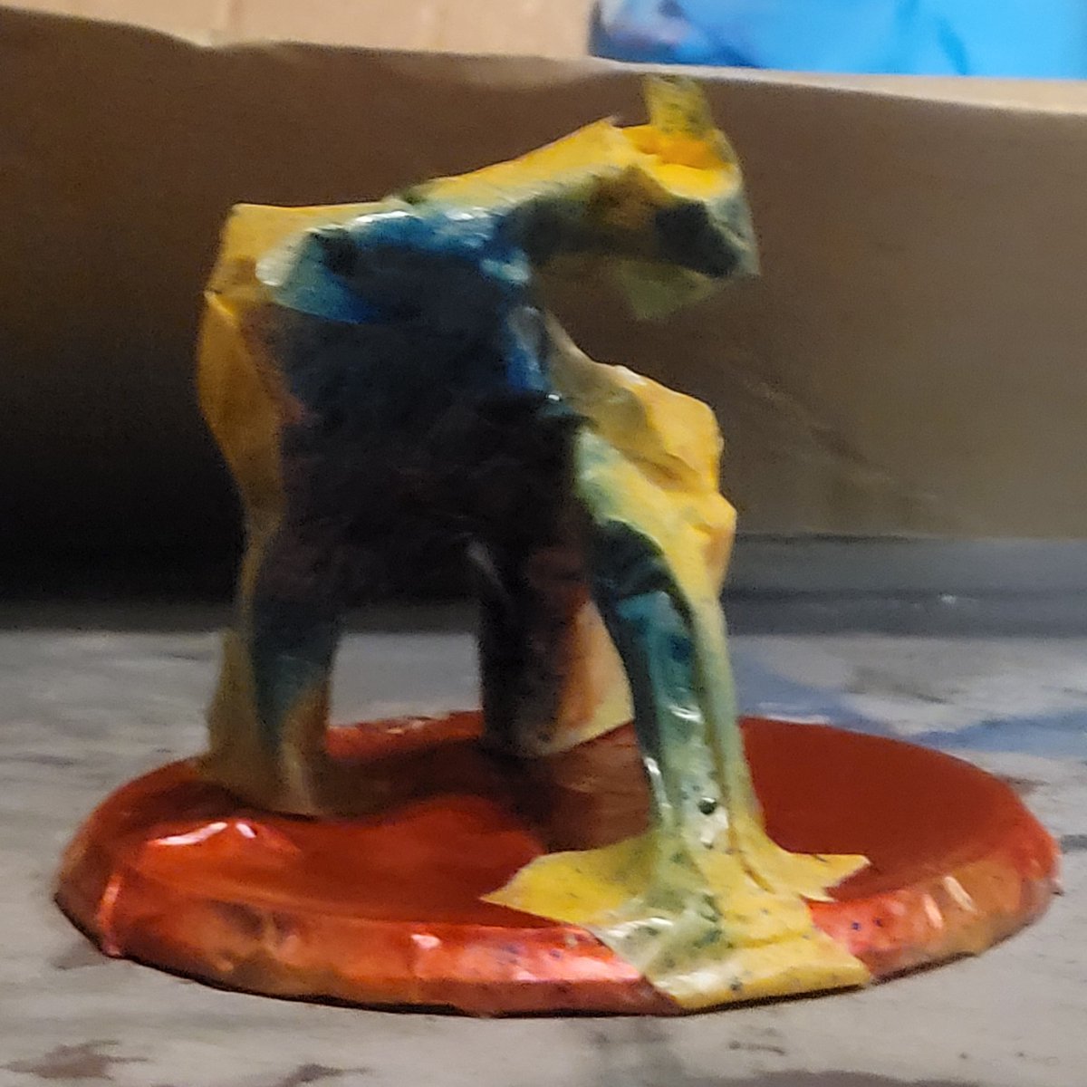 赤塗ったので次はブルー！