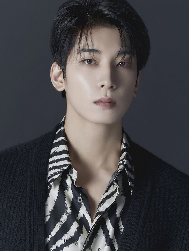 byminwon's tweet photo. DAMN......... 🧎‍♀️🧎‍♀️🧎‍♀️ https://t.co/9keeoYp3JX