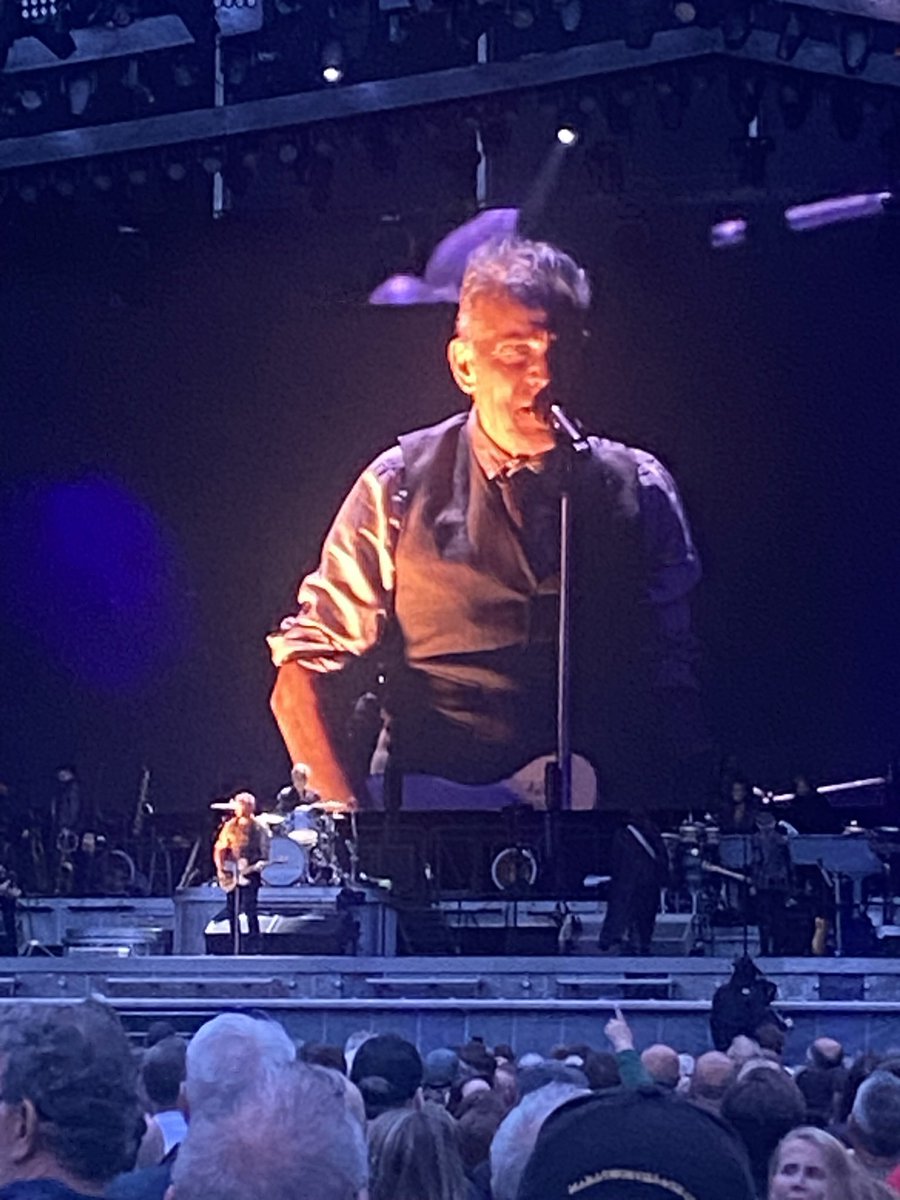 DanielChandlerd's tweet photo. @gigsandtours Bruce Springsteen Anfield Liverpool https://t.co/Pr6I8j1cZs