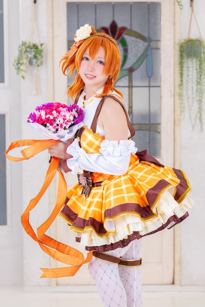 orange_my_love's tweet image. 【コスプレ/ラブライブ！ 】
高坂穂乃果💐フラワーブーケ編
Photo :@hiroki206sw 
#イベ中に揃った花束併せ070921