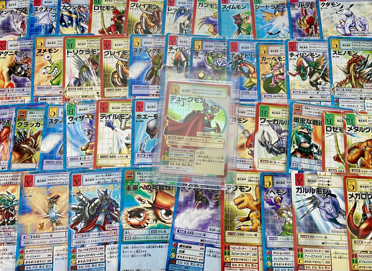 2025年も子どもの頃に手に入らなかったカードをちょっとずつ集められた