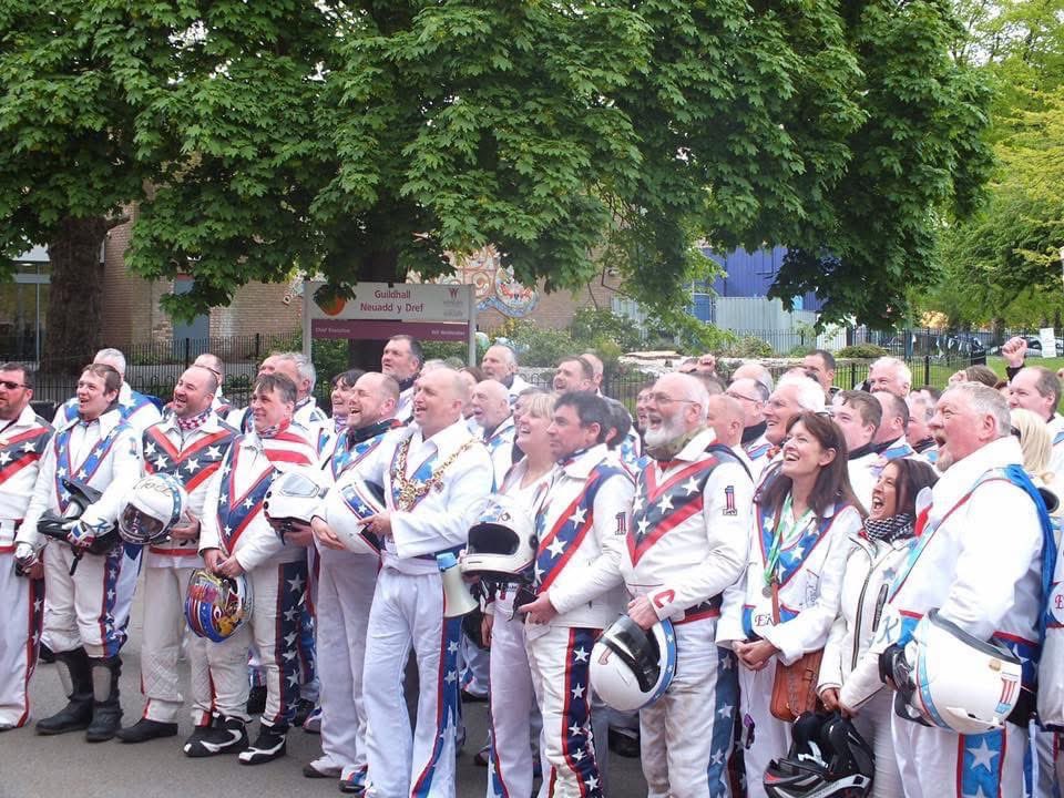 ⓇⒾⒹⒺ CYMRU MCC Evel Knievels charity event tweet media