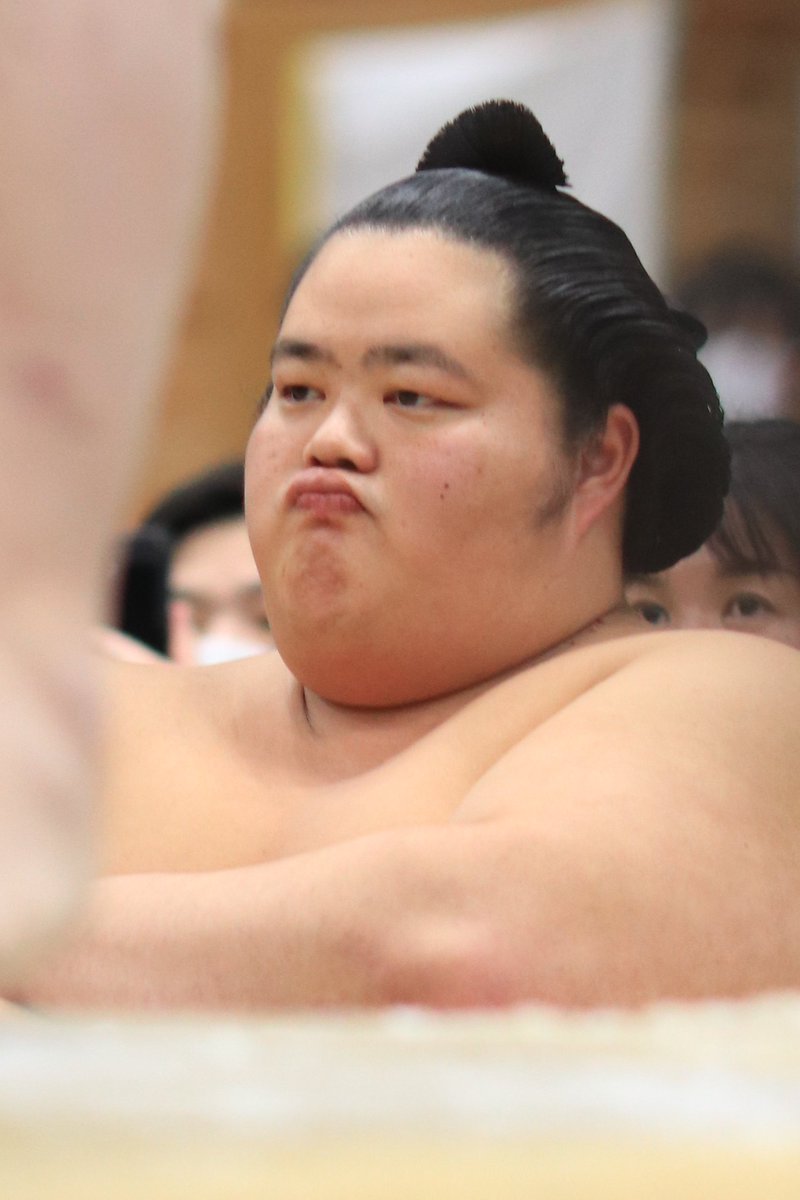 あき天空 tweet media