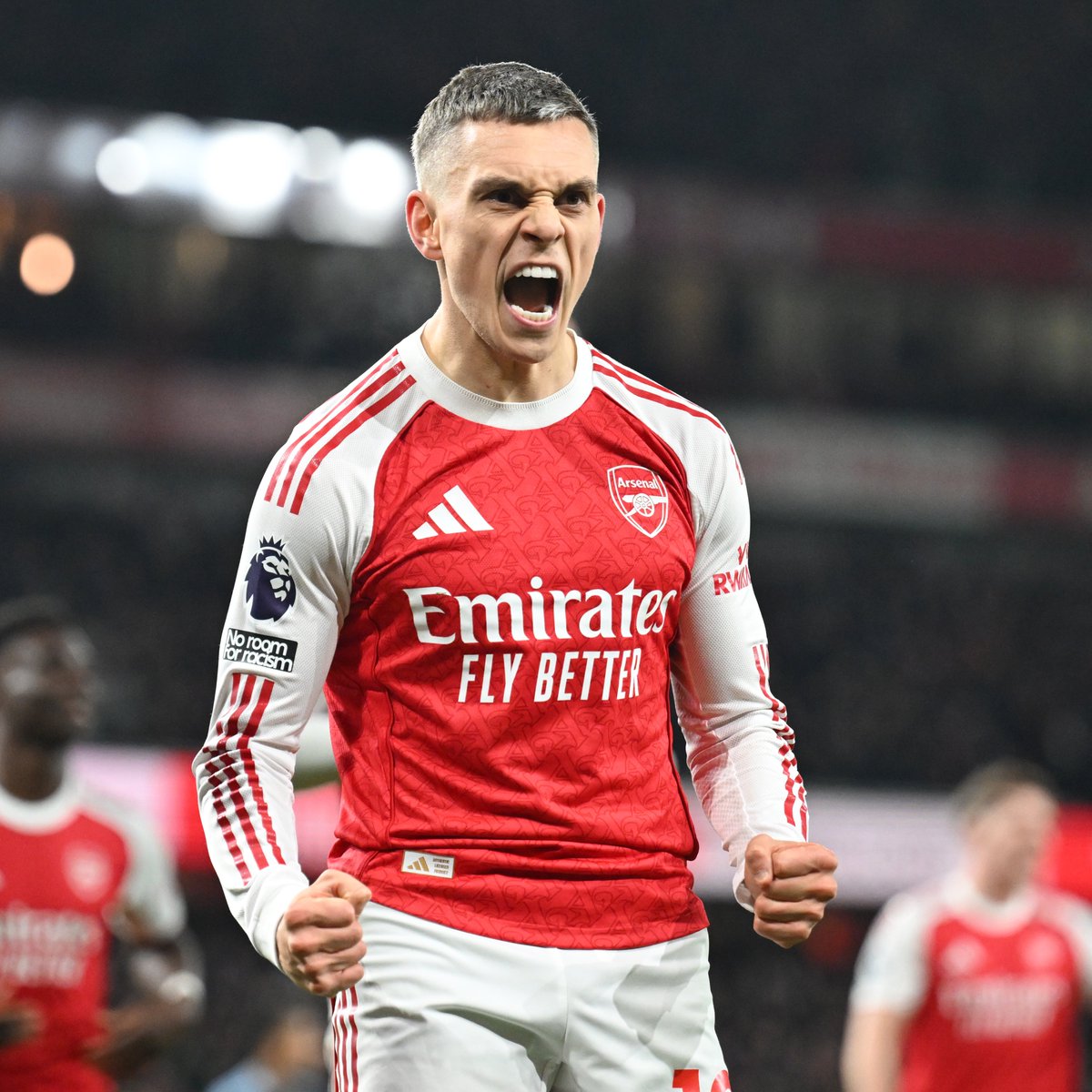 🌟 Highest-rated players of Premier League GW19 so far:

◉ 9.80 - James Garner
◉ 8.93 - Leandro Trossard
◉ 8.65 - Bruno Guimaraes
◉ 8.52 - Joelinton
◉ 8.26 - James Tarkowski