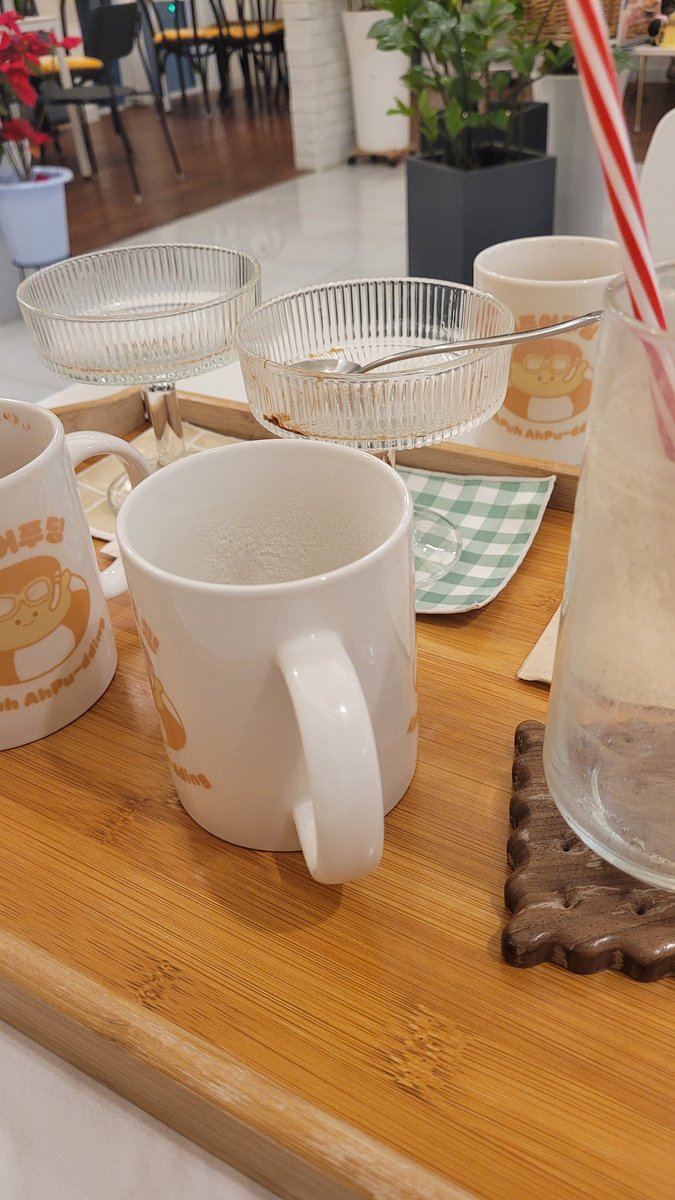 _5igma's tweet image. 푸딩에 중독되어버렷...
🍮 @ahpuhahpudding