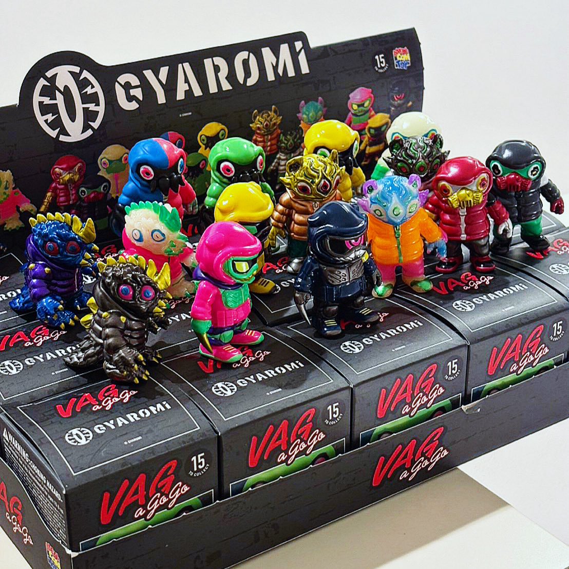 『VAG a go go』 GYAROMI

細かいところまでの塗装がすごい‼️
ハスターオイドが超超超カッコイイ✨
大きいハスターオイドが楽しみですっ‼️

#gyaromi
