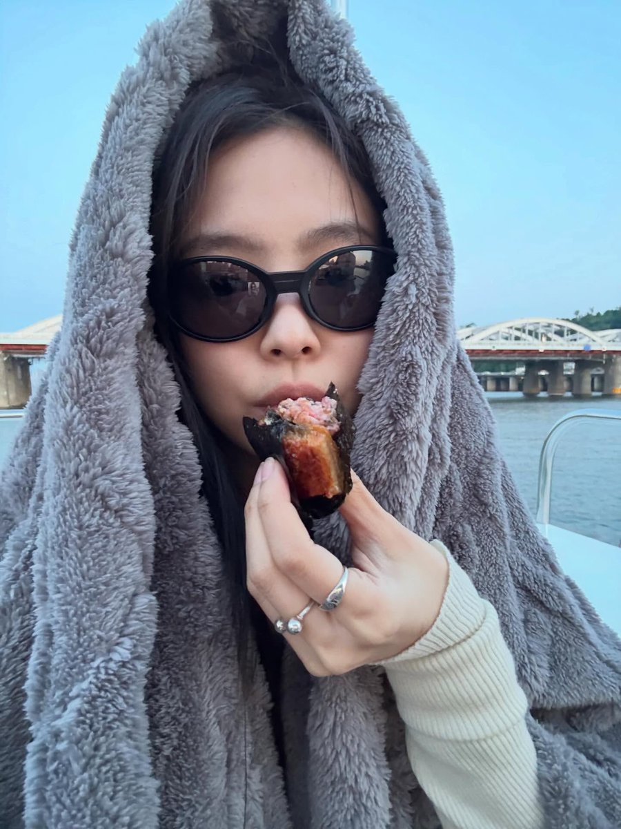 ซป ᴥ︎ ft.jenuary 𐙚 👩🏻🎤 tweet media