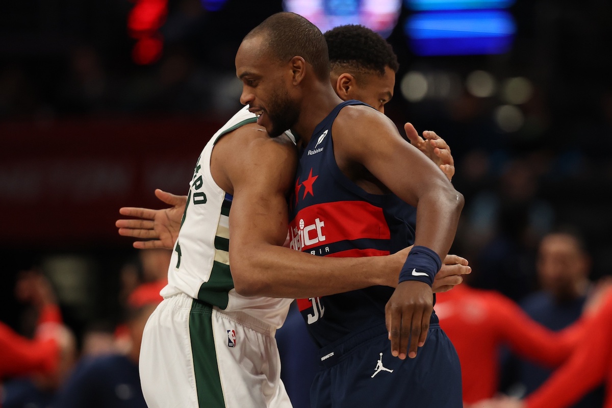 🏀 Washington Wizards vs Milwaukee Bucks
📅 01/01/26 02:00
📍Fiserv Forum (Milwaukee, WI)
🏥 Absences notables : Prince (Bucks) OUT | George, Kispert, Whitemore (WAS) OUT

Après 2 semaines d’absence sur les analyses à cause de problèmes persos (toutes mes excuses pour cela),