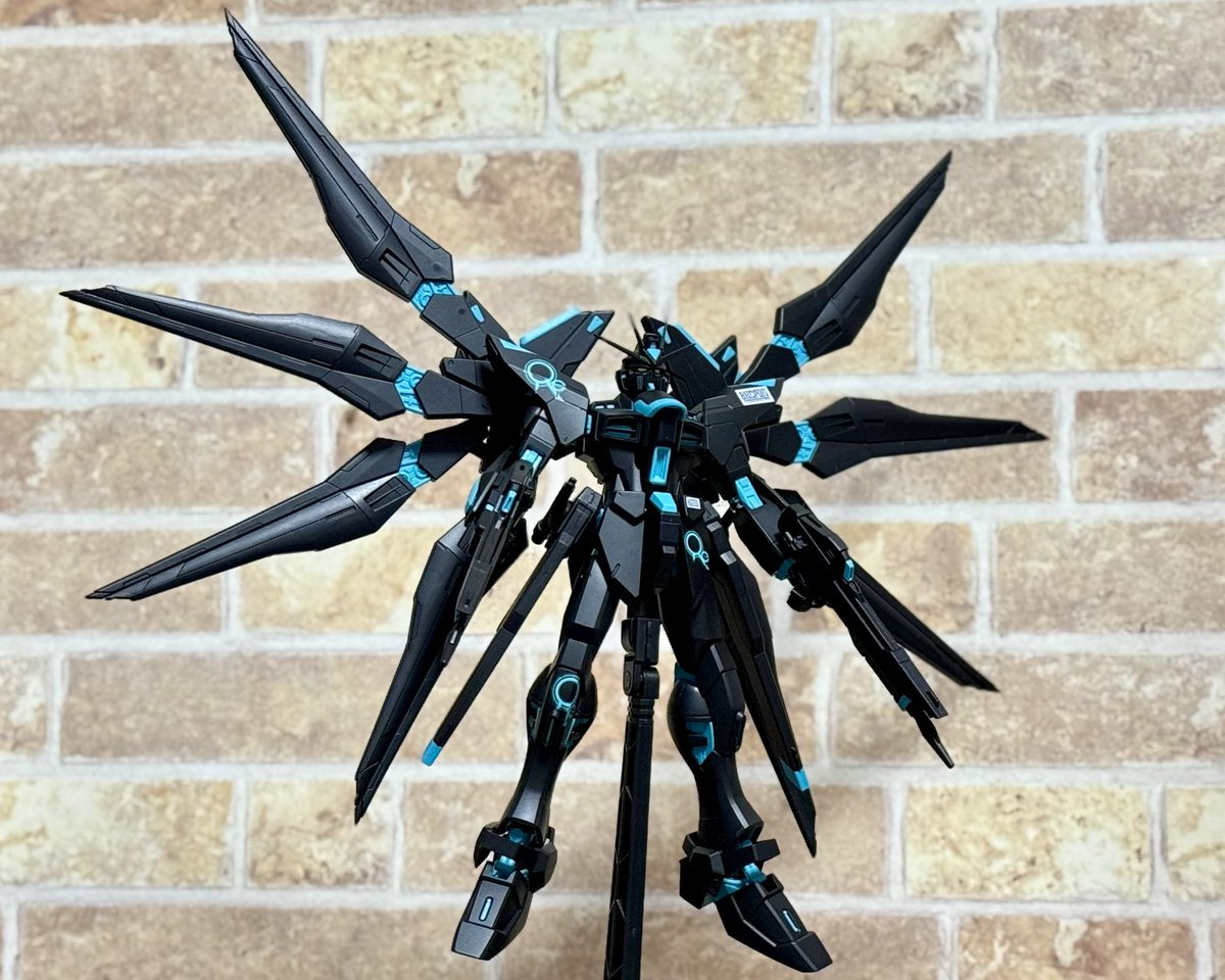 MGストライクフリーダムガンダム［リサーキュレーションカラー/ネオン