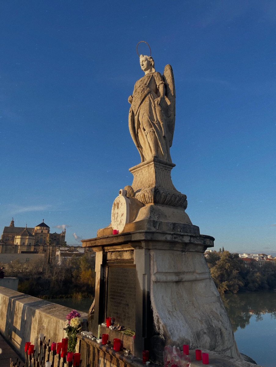 NAZARET LUQUE tweet media