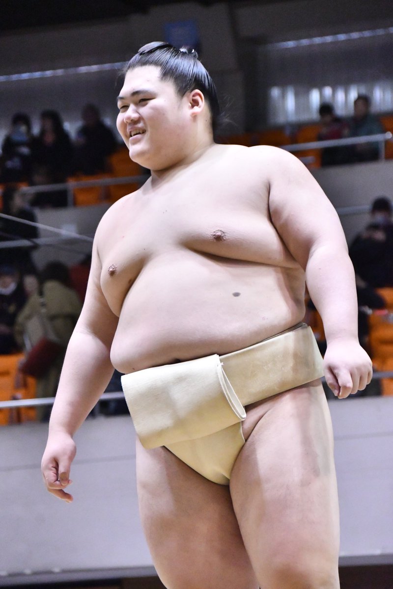 pxp_popy's tweet photo. ちびっ子力士に対して優しく指導する王鵬関

2025.12.20
#町田巡業
#sumo https://t.co/KfR1xCSgnM