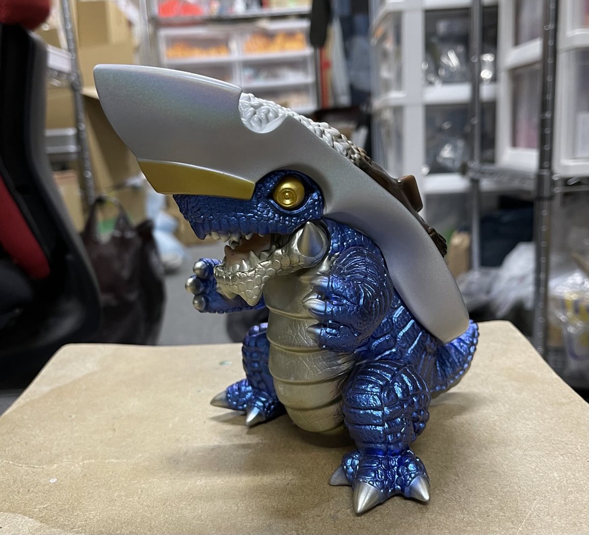 yama823's tweet image. そしてライトメタリックブルー
#カレゴン #ソフビ #sofbi #kawaii #sofvi #カレー #怪獣