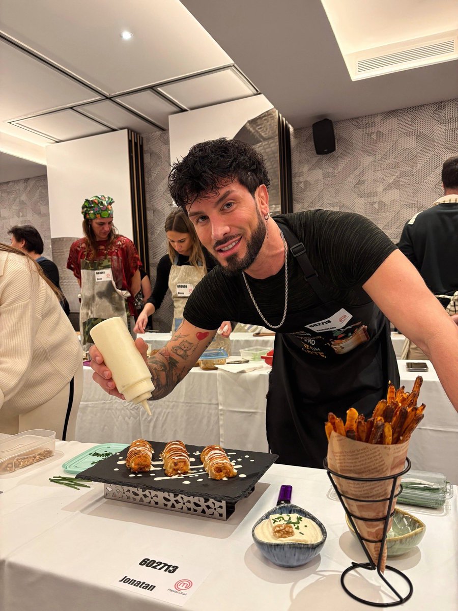 MasterChef tweet media