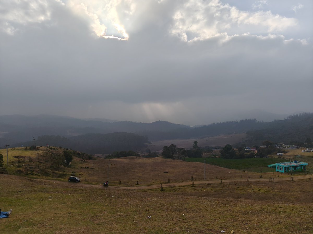 Yesterday I walked 18 kilometres and had Masala Dosa for dinner <3
#Ooty