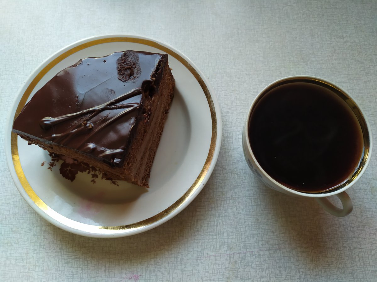 a cup of pu-erh
a piece of a cake
the end of the year