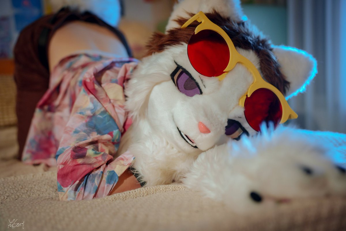 今年最後一張我們明年見
📷： <a href="/SonderonSD/">魚松Sonderon.SD🔜INFURNITY2025</a> 
#furry #fursuit #FursuitEverday