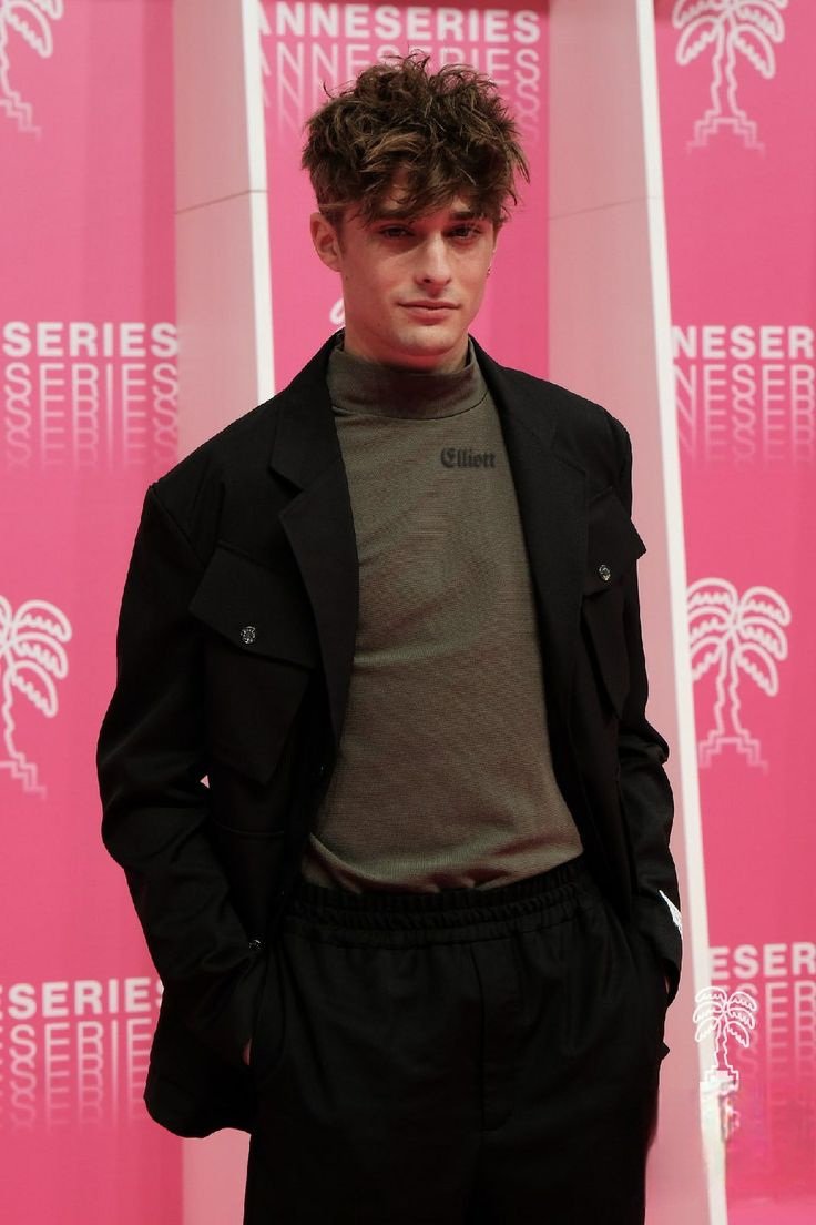 witch0089's tweet image. #VillainClub