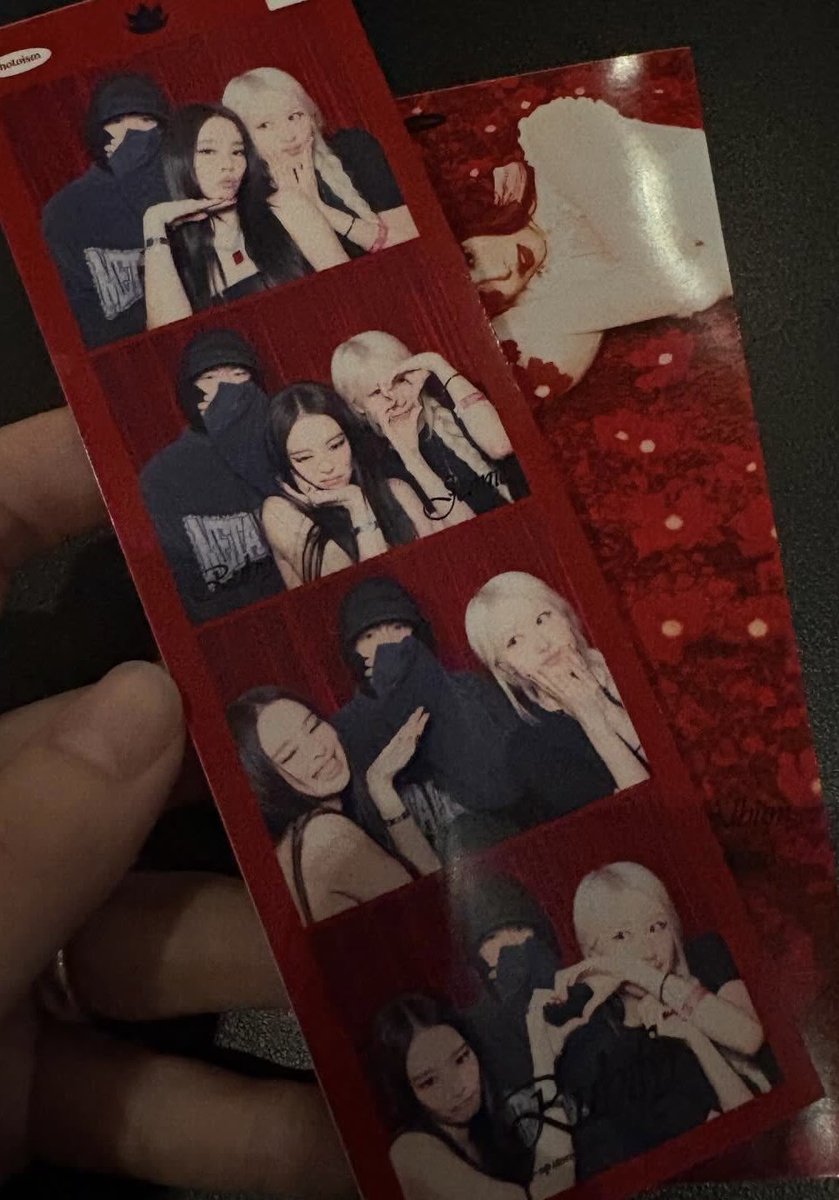 jennie_rins's tweet photo. 시바 테디는 20년전이나 지금이나 얼굴도 차림새도 개똑같네 너무 웃겨……… https://t.co/fZcWrsexxl