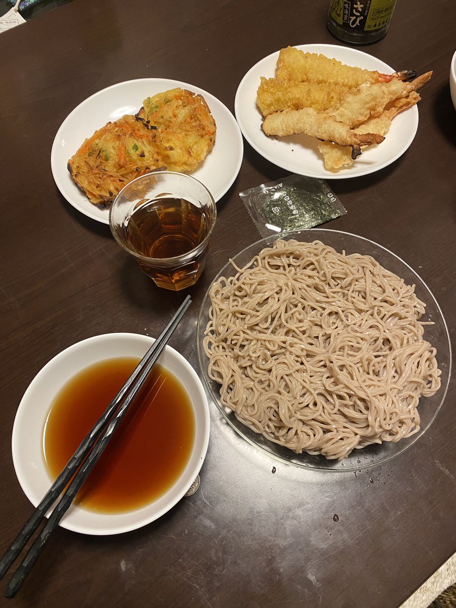 大急ぎで年越しそば食べるよ！