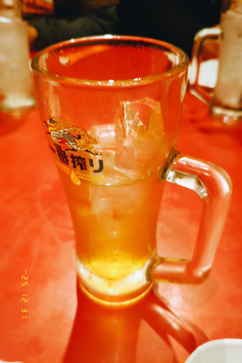 かんぱーい!!

まずーい!マカにんにくサワー!!!(頼むな 