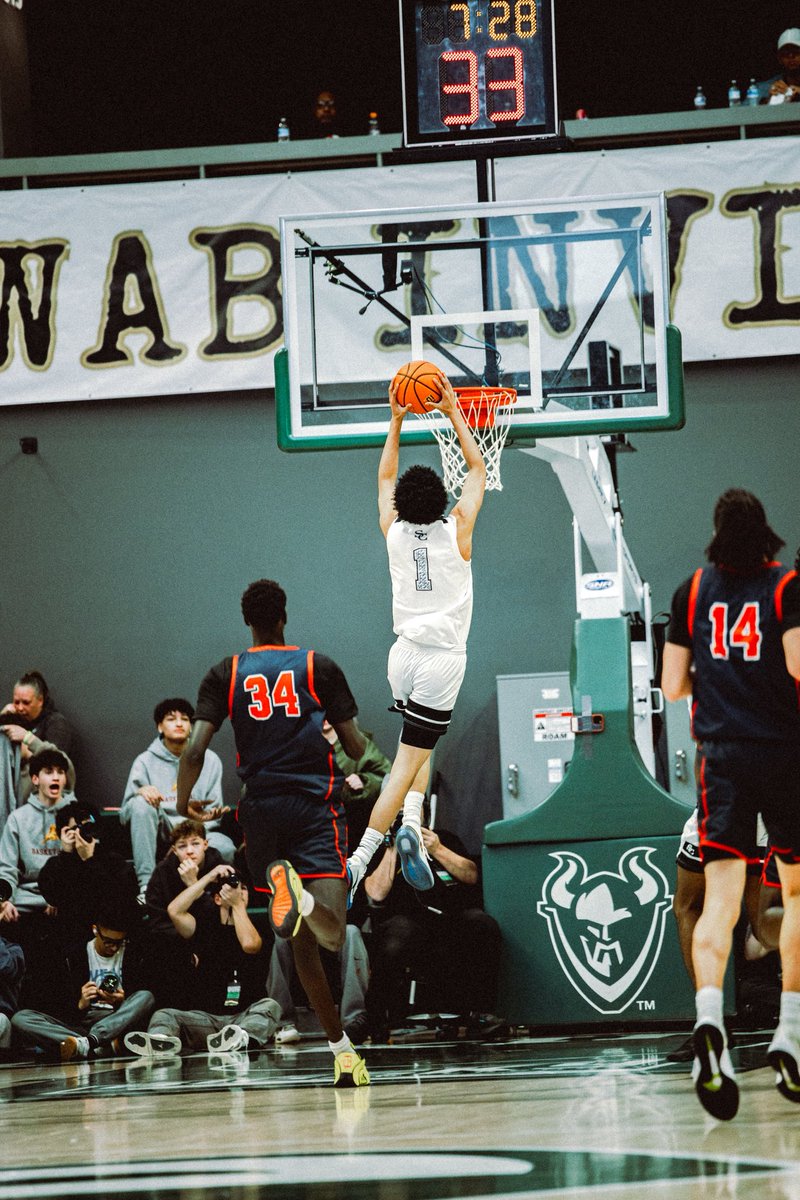 Les Schwab Invitational tweet media