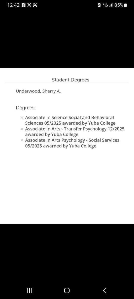 RGoddfellow's tweet image. My wife's super smart. Still don't know why she got with me other than I make her laugh.