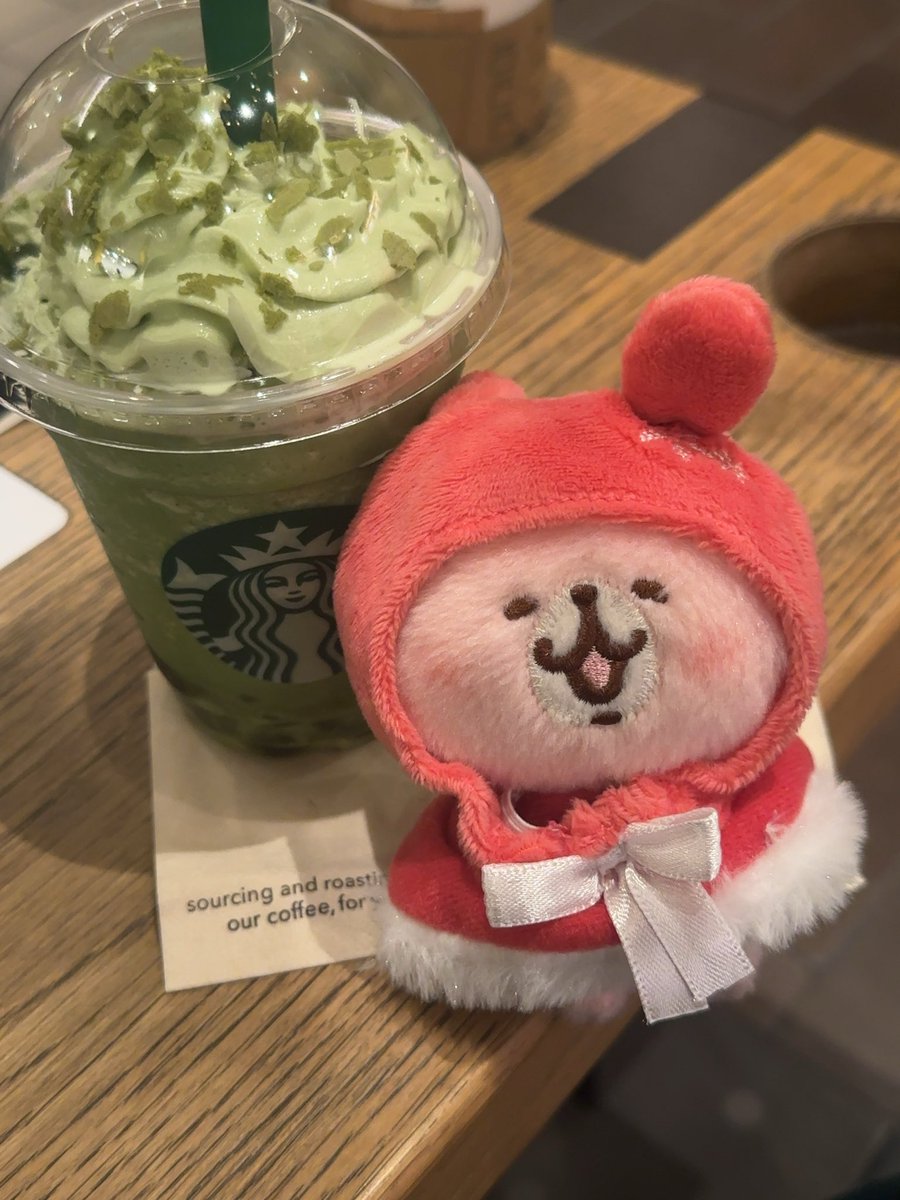 いただいたスタバチケットで
玉露抹茶フラペチ〜ノ
（年末ギリギリセーフ）

香り高くて美味しかった🥰

皆さま良いお年をお迎えください🎍😌

#カナヘイ