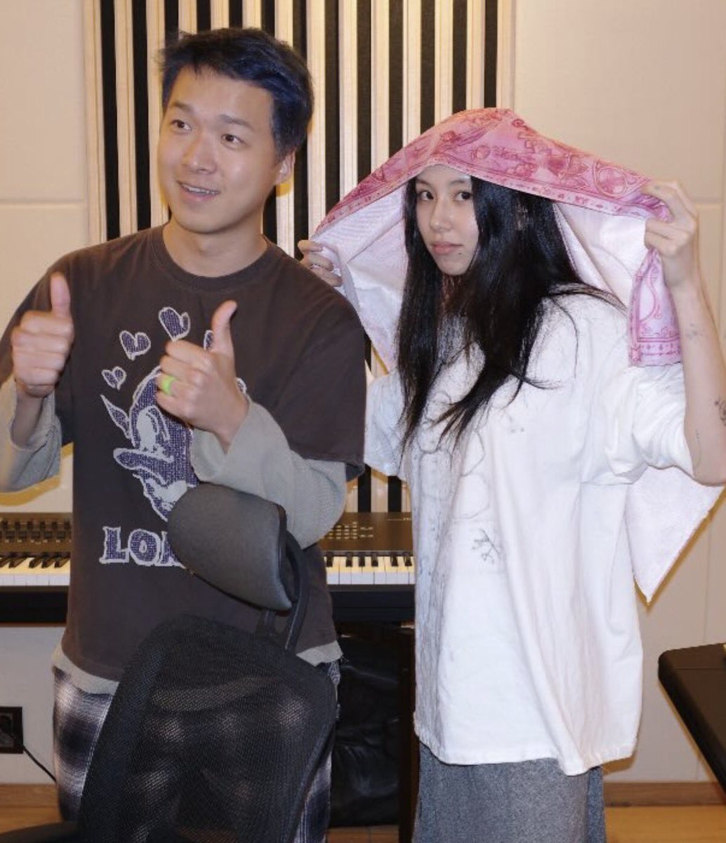 chaeyoung archive tweet media