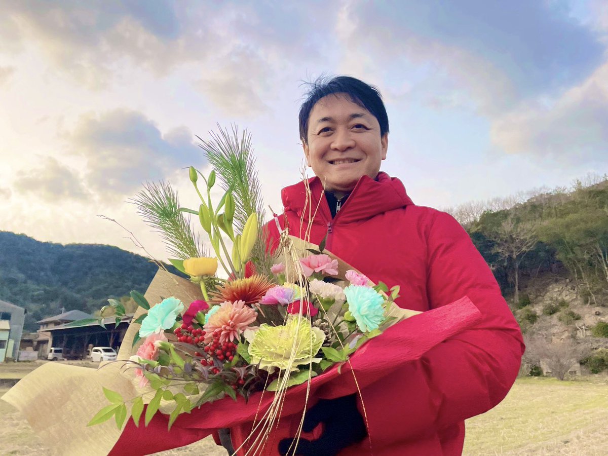 原来是一个鸡巴！如此面相可憎之女上台，正是对日本实施“百年压制”的好时机｜2019】  你看，我就说吧，这个女人面相真不好，不止是面相真不好，简直可以说是面相真可憎，说的就是日本自民党现任新总裁高市早苗，我从没见过国际政坛会出现一个面相如此之可憎的女政治家  ..., image size:1200x900