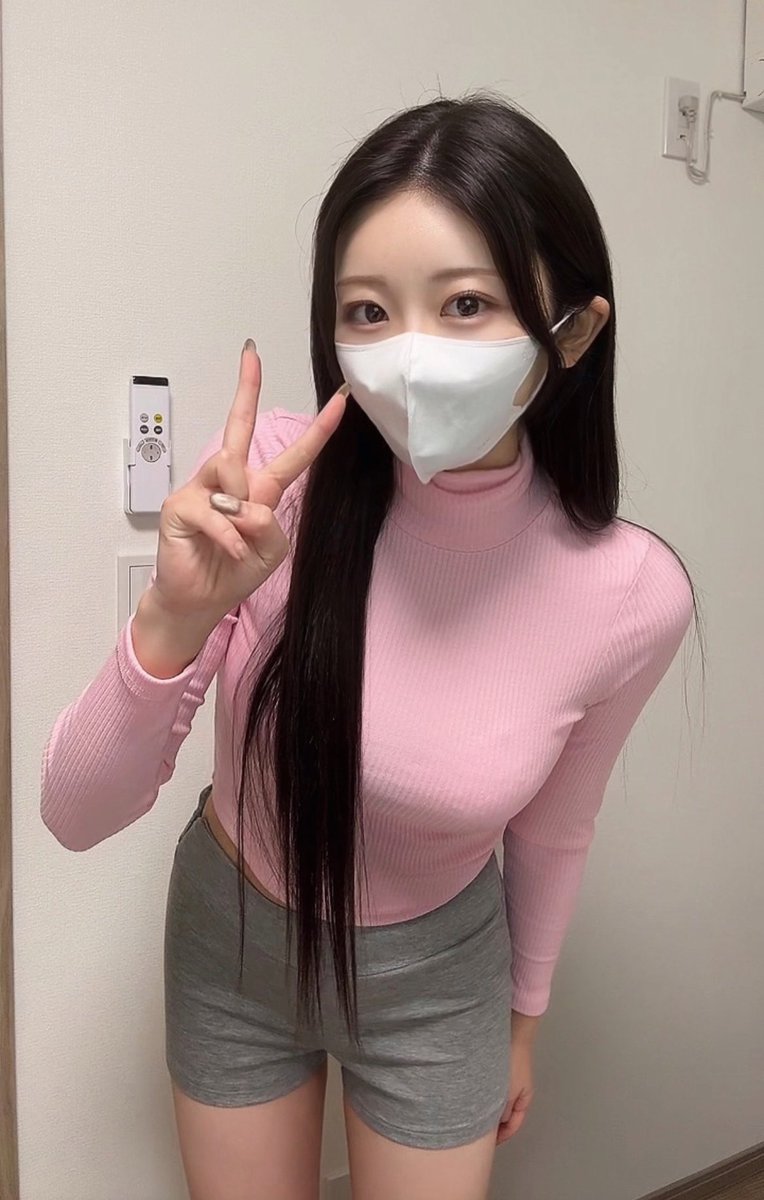 mayo_yoyoyo_'s tweet photo. 僕とブヒ様方の友情に幸あれ https://t.co/7Ux0C1AjRB