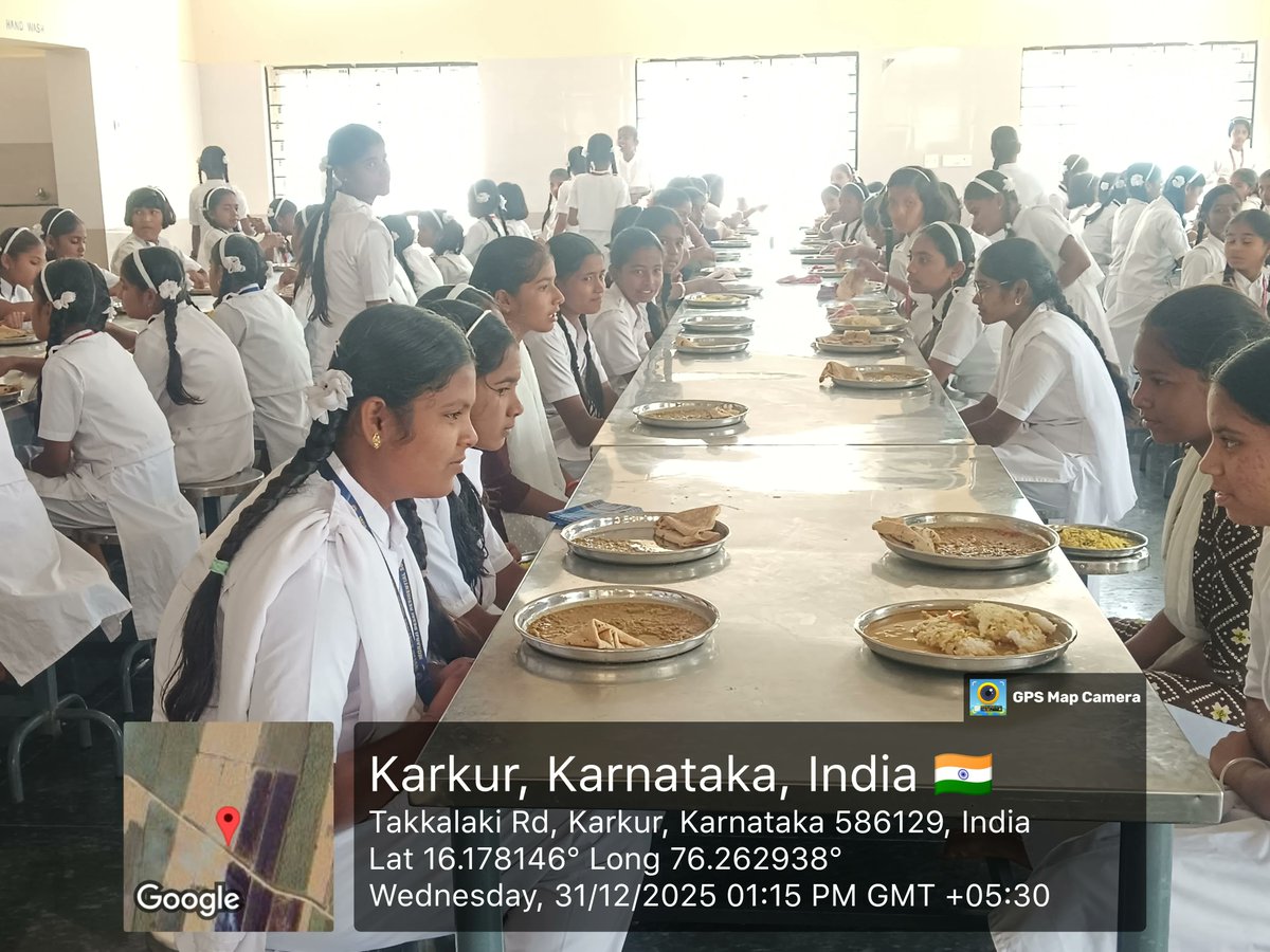 MorarjiG's tweet photo. Lunch  #SocialAudit_SWDMeals #SocialWelfare_Karnataka https://t.co/6MIDoXfeio