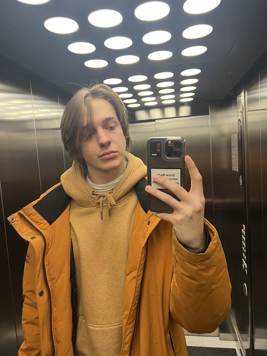 ракушкин tweet media