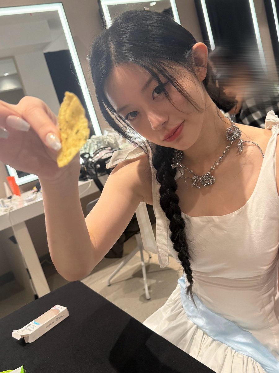 Having a snack during break time, do u want some? :3