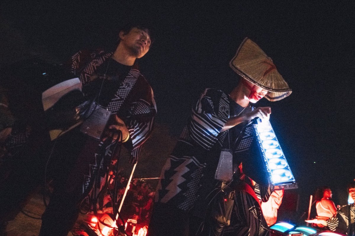 Cyber 2025

電脳深林から始まり、万博まで特急で駆け抜けました。
来年も電磁波マシマシで🌀

photo:<a href="/154f76_/">海波 / minami</a>